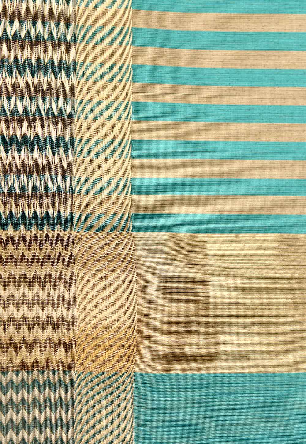 Teal Maheshwari Saree with Golden Stripe Pallu